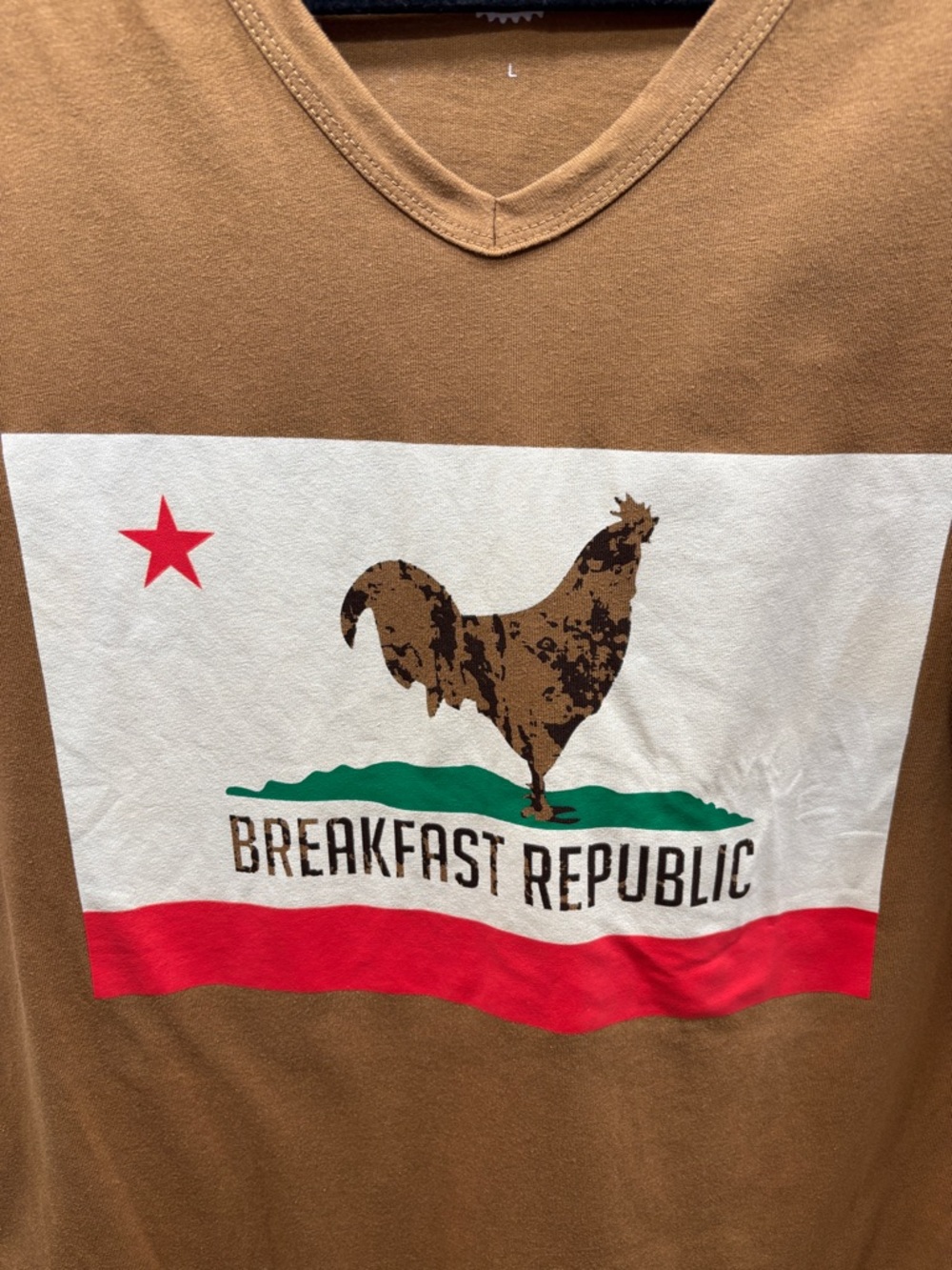 Breakfast Republic Southern California breakfast Graphic V-Neck T-Shirt SZ LRG - Picture 4 of 5